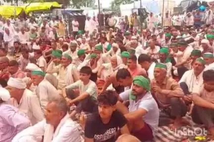 हरिद्वार: VIP घाट पर किसानों का कब्जा, भारतीय किसान यूनियन टिकैत गुट के राष्ट्रीय सम्मेलन में बड़ी संख्या में पहुंचे किसान