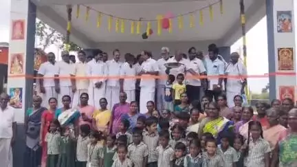 கயத்தாறு: தெற்கு வண்டானம் கிராமத்தில் புதிய கலையரங்கம் திறப்பு விழா எம்எல்ஏ திறந்து வைத்த