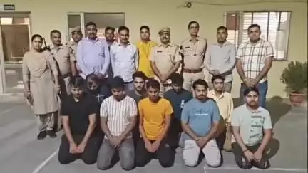 सदर पुलिस ने रिद्धि सिद्धि कॉलोनी में दबिश देकर ऑनलाइन धोखाधड़ी के मामले में 9 जनों को किया गिरफ्तार