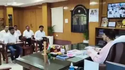बलौदाबाज़ार: बलौदा बाजार जिला में कलेक्टर ने खाद-बीज भंडारण की प्राथमिकता से समितियों में मांग अनुसार कराने का दिया निर्देश