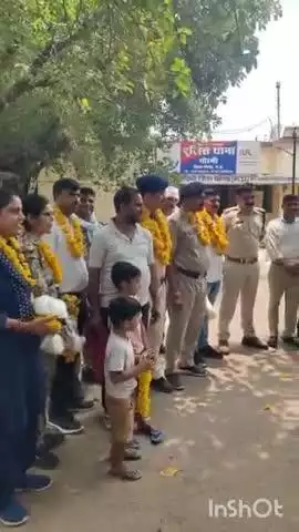 गोरमी: गोरमी थाने में आरक्षकों का विदाई समारोह आयोजित, थाना प्रभारी ने दी विदाई