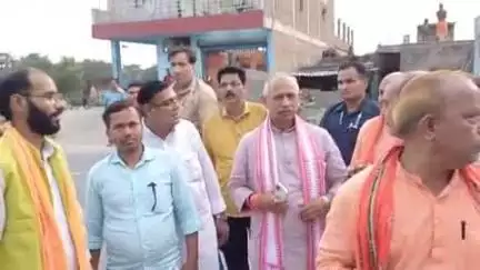 छपरा: डोईला गांव में पीएम की सभा को ऐतिहासिक बनाने के लिए बैठक आयोजित, प्रदेश भाजपा अध्यक्ष और महाराजगंज सांसद रहे मौजूद