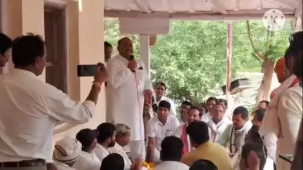 शाहनगर: कांग्रेस में नए जिलाध्यक्ष की खोज तेज, शाहनगर में हुई ब्लॉक स्तरीय रायशुमारी बैठक
