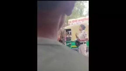 कुढ़नी: कुढनी: चालान काटने पर बाइक सवार की पिटाई, वीडियो वायरल