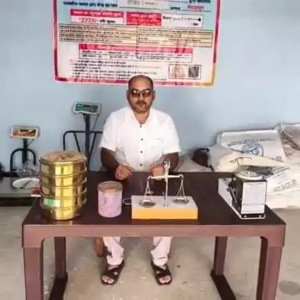 चुनार: सीखड़ में जनपद के पहले मक्का क्रय केंद्र का हुआ उद्घाटन