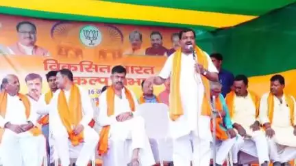 अरेराज: महानवा में भाजपा द्वारा विकसित भारत संकल्प सभा का आयोजन किया गया