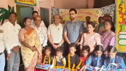 महासमुंद: जिले में शाला प्रवेश उत्सव बड़े उत्साह के साथ मनाया गया, जिला कलेक्टर सहित जनप्रतिनिधि हुए शामिल, बच्चों का स्वागत