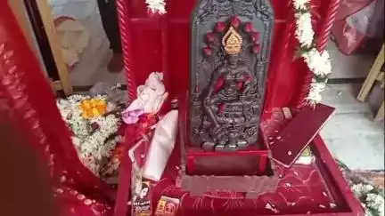 মন্তেশ্বর: প্রায় ১৫০০ বছরের প্রাচীন দেবী জগৎগৌরী মা এর পুজো কসা গ্রামে
