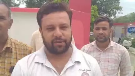 चांदपुर: नूरपुर में व्यापार मंडल के पूर्व नगर अध्यक्ष सचिन प्रताप सिंह ने मास्टर भूदेव सिंह द्वारा ठगी की जानकारी दी