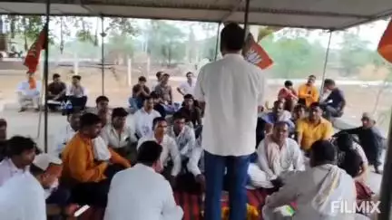 मुरैना: सिद्ध बाबा मंदिर दाऊजी धाम में मोदी जी के 11 साल की उपलब्धियों पर भाजपा मुंगावली मंडल की बैठक