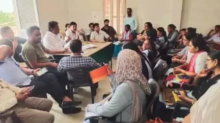 खींवसर: खींवसर में टीबी मुक्त भारत अभियान को लेकर आयोजित की गई कार्यशाला