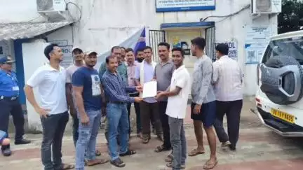 ଅନୁଗୋଳ: ବିଦ୍ୟୁତ୍ ସମସ୍ୟା ନେଇ ତୁରଙ୍ଗ ଯୁବଗୋଷ୍ଠୀଙ୍କ ପକ୍ଷରୁ ଟିପିସିଓଡିଏଲ୍ ଅଫିସରେ ଜେଇଙ୍କୁ ଦାବିପତ୍ର ପ୍ରଦାନ