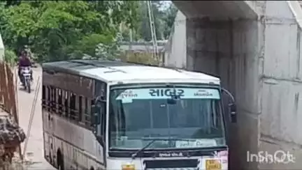 ઇડર: ઇડર-વિજયનગર નેશનલ હાઇવે 58 પર નંદાનગર અંડરપાસના અધૂરા RCC રોડે જીવ જોખમમાં મૂક્યા, તંત્રની નિષ્ક્રીયતા સામે લોકોમાં રોષ
