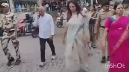 नाशिक: द्वारका शालिमार परिसरातील अतिक्रमणाची आमदार फरांदे व आयुक्त यांनी केली पाहणी