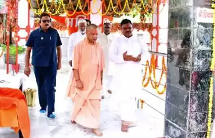 आलापुर: योगी ने शिवबाबा और श्रवण क्षेत्र धाम में पर्यटन विकास की नई उम्मीद जगाई, कहा- विकास के साथ नहीं होगा समझौता