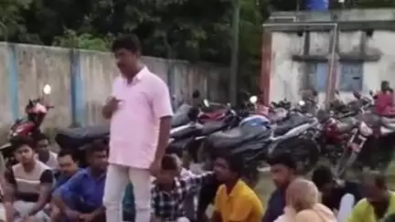 করিমপুর ২: একুশে জুলাই প্রস্তুতি এবং রক্তদান শিবির উপলক্ষে মুরুটিয়া অঞ্চলে যুব তৃণমূলের বিশেষ আলোচনা সভা