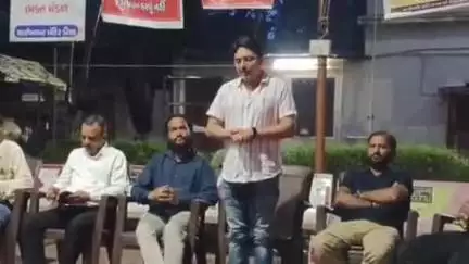 ડીસા સાંઈબાબા મંદિર ખાતે AAP દ્વારા પ્લેન ક્રેશના દુઘટર્નામાં મુત્યુ પામેલાઓની આત્માને શાંતિ માટે શ્રધાંજલિ અર્પણ કરાઈ