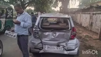 सतगावां: सतगावां में तेज रफ्तार स्कॉर्पियो ने मारी टक्कर, आई-10 कार हुई क्षतिग्रस्त