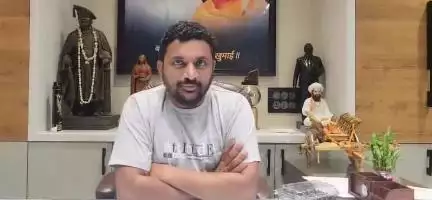 पातुर: अजित दादांनी धीरूभाई अंबानी यांच्याविषयी बोलताना पेट्रोल सोडून असा शब्द वापरला होता: आमदार अमोल मिटकरी