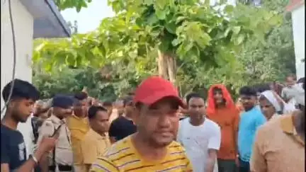 महराजगंज: गोरेयाकोठी डाकघर में तैनात बाबू की संदिग्ध मौत, परिजनों ने लगाया हत्या का आरोप