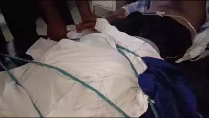 बांसवाड़ा: कड़वा आमरी गांव में घरेलू काम को लेकर पिता-पुत्र में विवाद, बेटे ने पिया जहर, एमजी अस्पताल में उपचार जारी