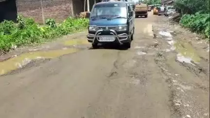 শিলচর: কাটিগড়ায় TRK সড়কের বেহালদশায় সমস্যায় স্থানীয়রা#jansamasya