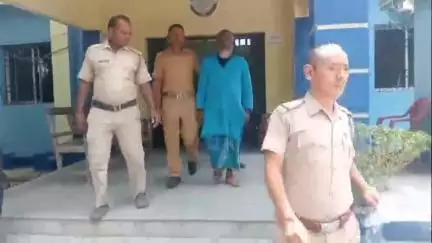 সীতাই: STF-এর অভিযানে গাড়ানাটা গ্রামে নিষিদ্ধ এস্কাপ সিরাপ সহ গ্রেফতার ব্যক্তিকে আদালতে পাঠাল পুলিশ