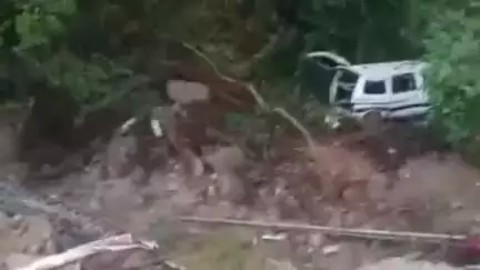 पधर: हरिद्वार से वापिस आती बार द्रंग के भाटी का नाला के पास गाड़ी गिरी, चार लोग घायल