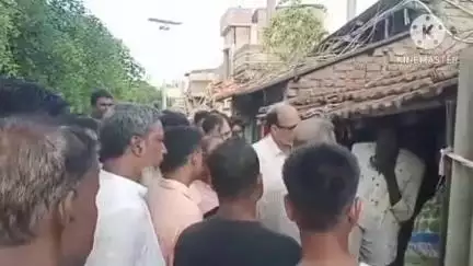 ঠাকুরপুকুর-মহেশতলা: মহেশতলা রবীন্দ্রনগর কাণ্ডে অসহায় মানুষদের সঙ্গে দেখা করলেন CPI(M)-র শীর্ষ নেতৃত্বরা