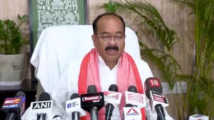 रायपुर: उप मुख्यमंत्री अरुण साव ने कांग्रेस से धर्मांतरण और बांग्लादेशी घुसपैठियों पर कार्रवाई की रिपोर्ट पेश करने की मांग की