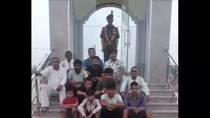 राजगढ़: ढाणी खुडाणी में अमर शहीद नायक सूबेदार रणधीर सिंह पूनिया की तृतीय मूर्ति स्थापना दिवस पर उनकी शहादत को किया याद