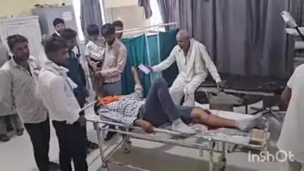 शाजापुर: पनवाड़ी सारंगपुर हाईवे पर बाइक सवार पिता-पुत्र को दूसरी बाइक ने मारी टक्कर, हादसा