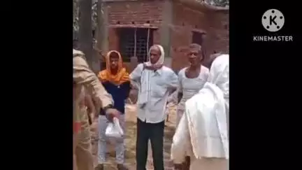 मेजा: मांडा में पुस्तैनी जमीन पर कब्जा करने की कोशिश में दबंगों ने पीड़ित को पुलिस के सामने जान से मारने की धमकी दी