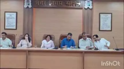 सोलन: शूलिनी मेले के दौरान ठोड़ो ग्राउंड में लगने वाले 15 स्टॉल की नगर निगम सोलन सभागार में संपन्न हुई बोली
