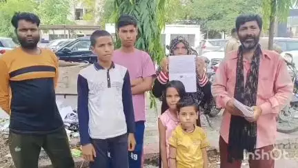 उरई: कालपी कोतवाली क्षेत्र के व्यक्ति ने कुछ लोगों पर परिवार के साथ मारपीट कर घायल करने का आरोप लगाया, एसपी से की शिकायत
