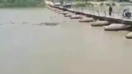 कटरा: कटरा और औराई प्रखंड क्षेत्र में बागमती नदी का जलस्तर बढ़ने से कई गांवों के लोगों की बढ़ी परेशानी