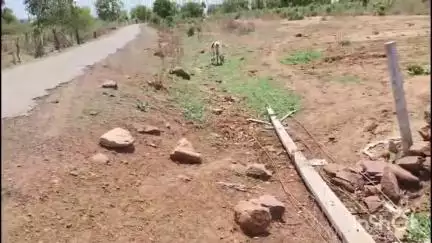 बमोरी: वर्धा चित्तौड़ा चितौड़ी की एलटी लाइन 10 दिन से खराब ग्रामीण परेशान भीषण गर्मी पीने के पानी की भी समस्या#janasamasya