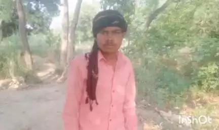 कासगंज: परताप पुर गांव के समीप पिकअप गाड़ी की टक्कर से बाइक सवार की मौत, पुलिस ने शव पोस्टमार्टम के लिए कासगंज भेजा