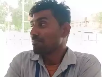 बिजली की समस्या बड़ा गांव में पिछले कुछ महीनो से लगातार चल रही है कार्रवाई न होने पर यह वीडियो बनाकर डालने के लिएअसमर्थ