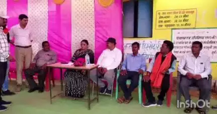 सोनहत: कौशल विकास योजना के अंतर्गत युवाओं के लिए आयोजित प्रशिक्षण शिविर का निरीक्षण विधायक रेणुका सिंह ने किया