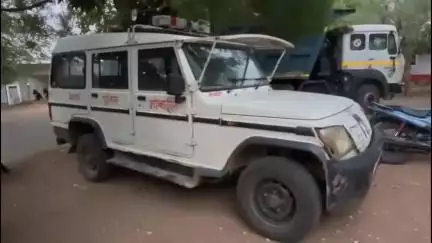 शिवपुरी: अमोला थाना क्षेत्र में चार लोगों ने एक व्यक्ति के साथ की मारपीट, पुलिस ने मामला दर्ज किया