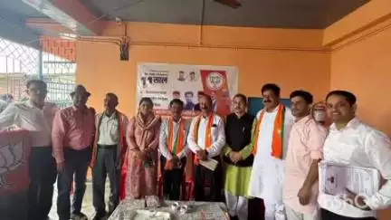 बमसन: संकल्प से समृद्धि कार्यक्रम में समीरपुर मंडल के कार्यकर्ताओं ने लिया विकसित भारत का संकल्प