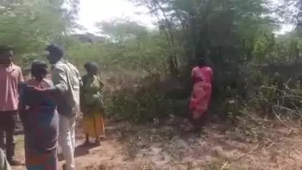 குறிஞ்சிப்பாடி: நெய்வேலி வட்டம் 30ல் கருவேலம் காட்டில் முகம் சிதறிய நிலையில் பச்சிளம் குழந்தை சடலமாக மீட்பு