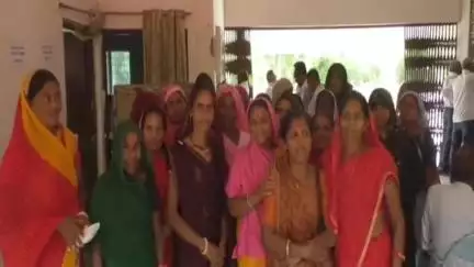 हरदा: शर्मा कॉलोनी की महिलाओं ने पानी की समस्या को लेकर वरिष्ठ अधिकारियों से लगाई गुहार, की जल्द समाधान की मांग #jansamasya