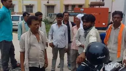 हरदोई: ललुआमऊ का युवक बिजली के खंभे से गिरकर हुआ घायल, उपचार के दौरान हुई मौत, पुलिस ने शव का कराया पोस्टमार्टम