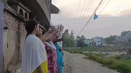 साहिबगंज: नारायण कॉलोनी में बिजली के लटकते तारों के कारण स्थानीय उपभोक्ताओं में आक्रोश, नहीं दे रहा विभाग ध्यान #Jansamasya