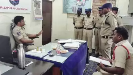 జగిత్యాల: ప్రజా ఫిర్యాదులలో ఎటువంటి జాప్యం చేయకుండా బాధితుల పిర్యాదుల  పట్ల తక్షణమే స్పందించాలి జిల్లా ఎస్పీ అశోక్ కుమార్