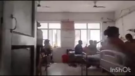देेेवरिया: खुखुंदू थाना क्षेत्र के शाहपुर गांव में महिला ने खाया जहरीला पदार्थ, हालत गंभीर, गोरखपुर मेडिकल कॉलेज में भर्ती