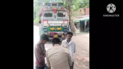 फूलपुर: गनवारा बाजार में ट्रक की चपेट में आने से एक किशोर घायल, हालत गंभीर