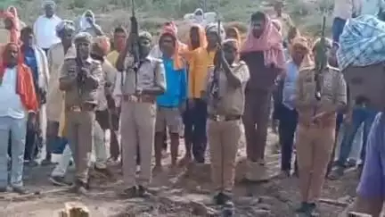 बैरिया: सोनबरसा निवासी उपनिरीक्षक नरेंद्र सिंह की लखनऊ में इलाज के दौरान हुई मौत, गांव में मचा कोहराम